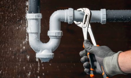 7 Warning Signs Your Industrial Plumbing Needs Immediate Repair
